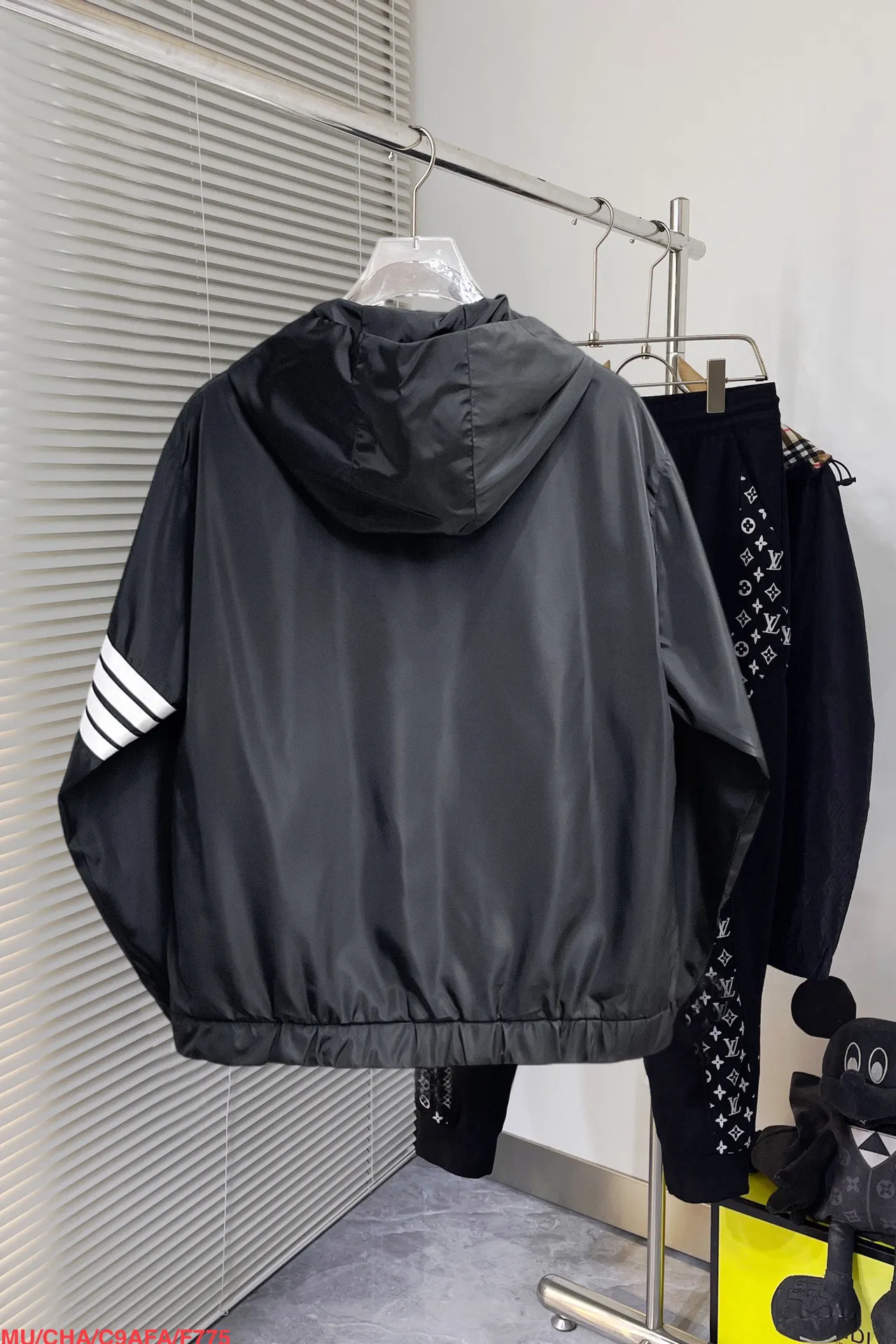 TB Same Style， ， 2026 New Arrival ，Original Premium Breathable ， ， ， Quality。 ， Sizes：M～3XL